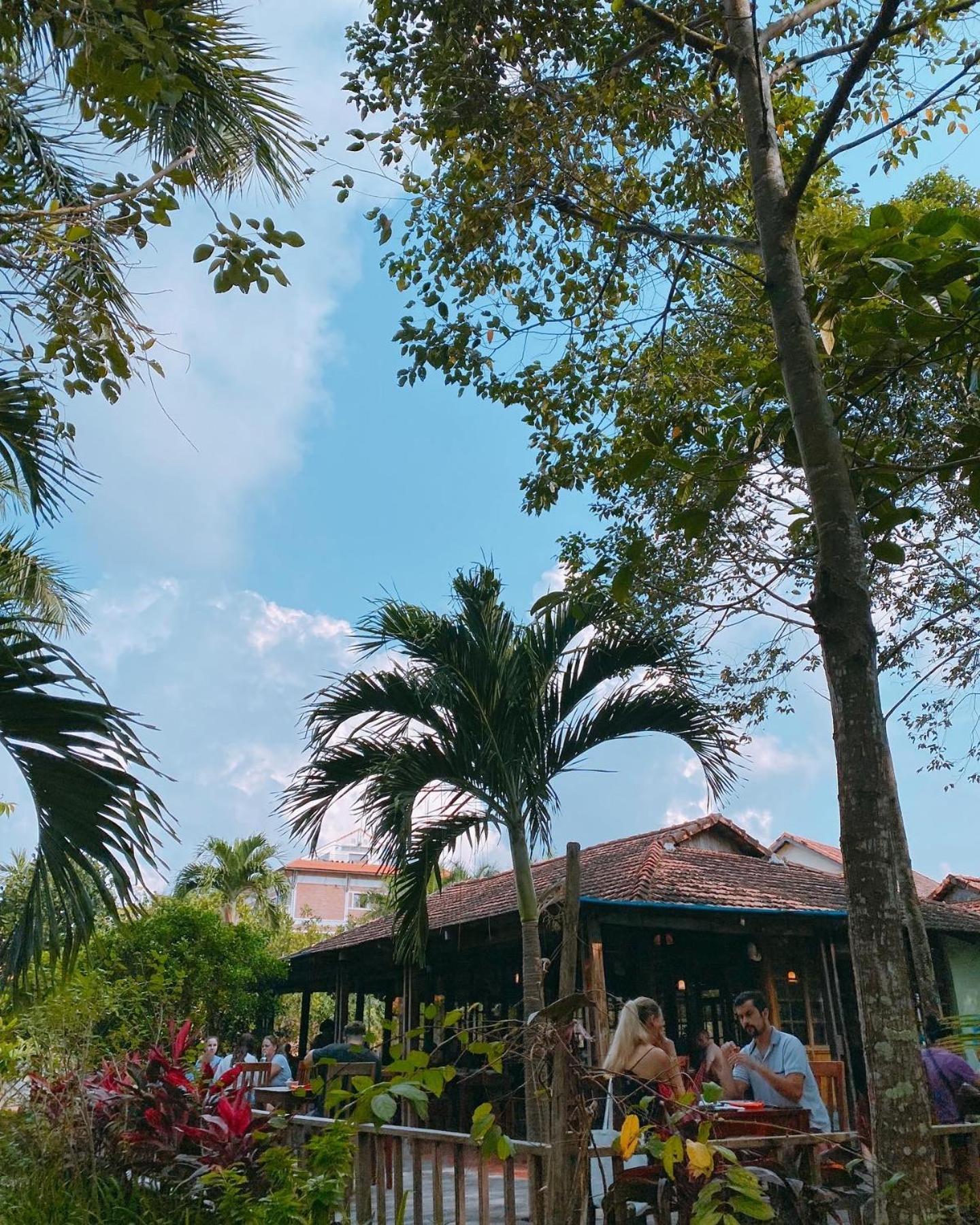 槟城侨海滩度假酒店 富国 外观 照片